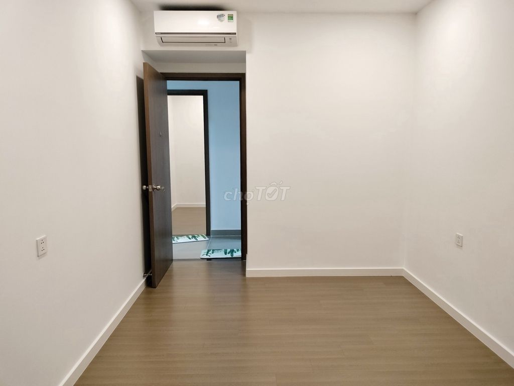 The river panorama rents three bedrooms, two toilets, 114 meters, ntcb, for 17 million.
