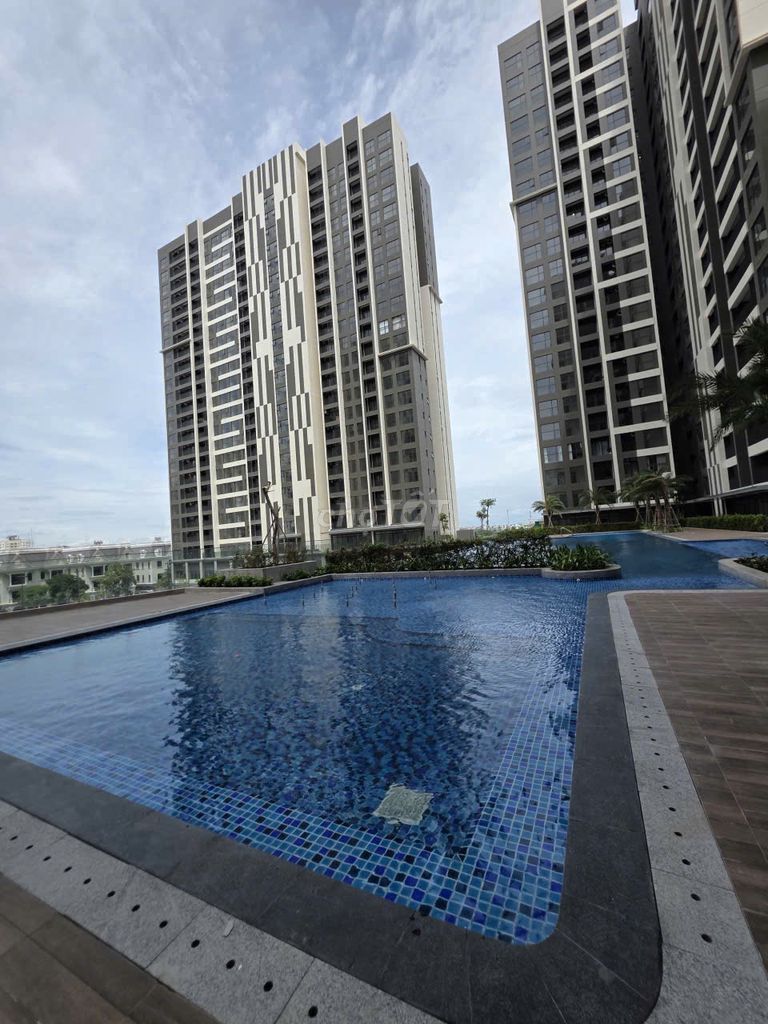 Rent two bedrooms-70 M2 Victoria Village 18 million a month.