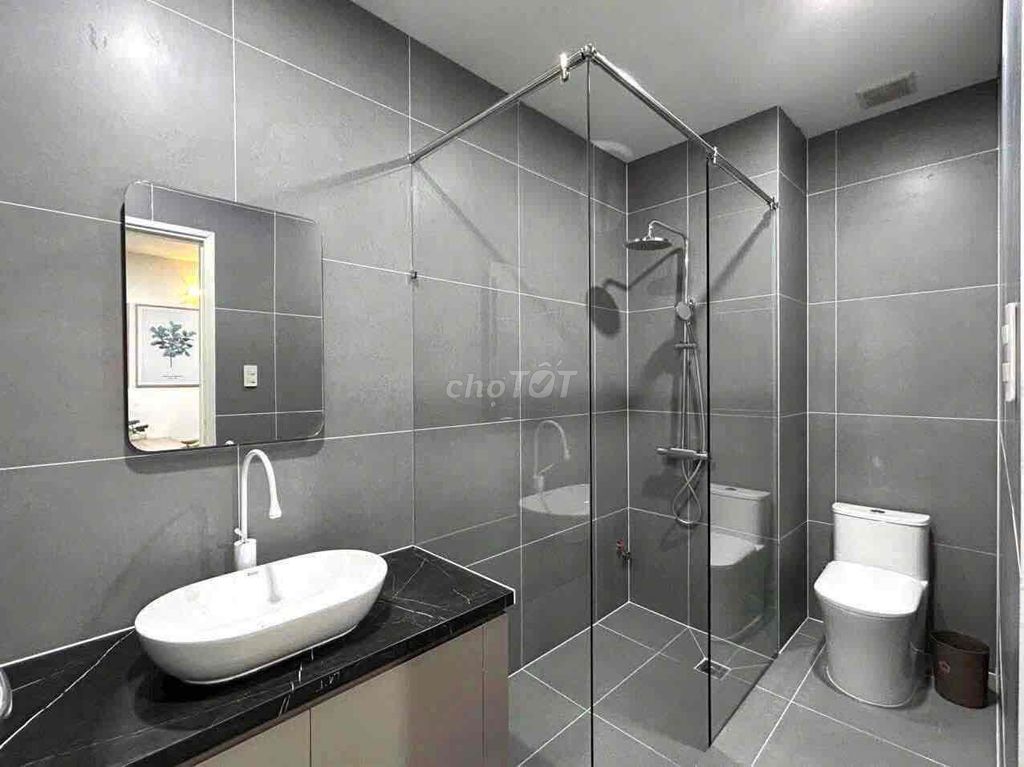 District 1 vibe. One bedroom. 1 40 meters bancol at Tân Định.