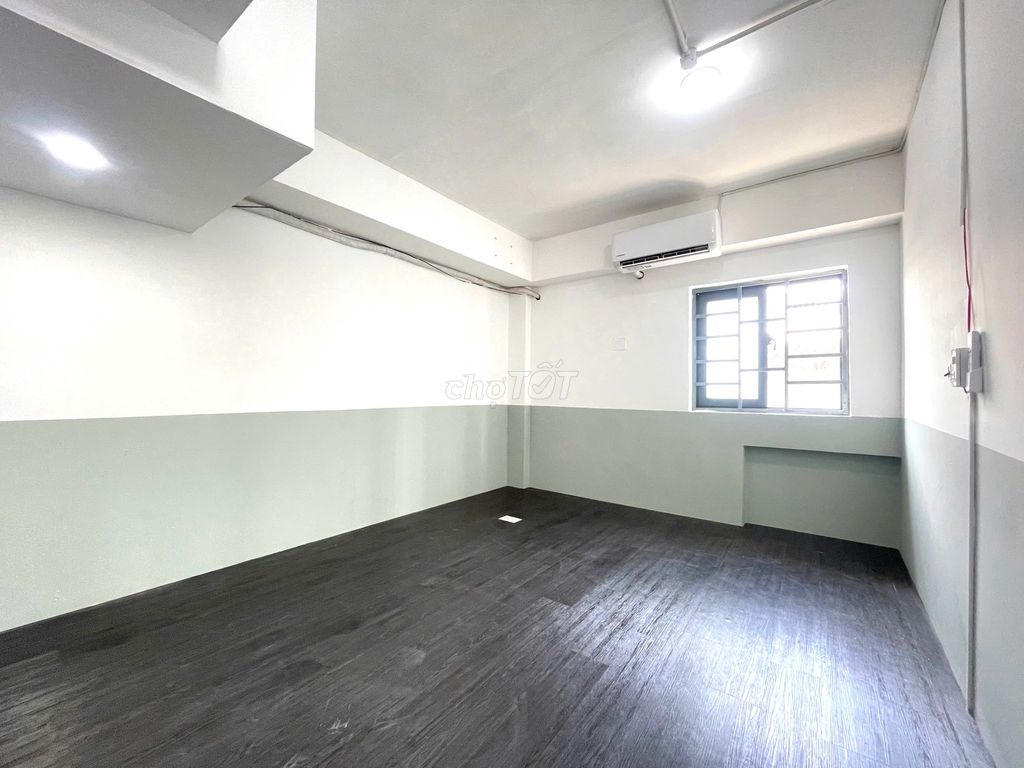 Rent two bedrooms -- a large living room -- where it's six-and-a-half cars away from the 700 M vhu.