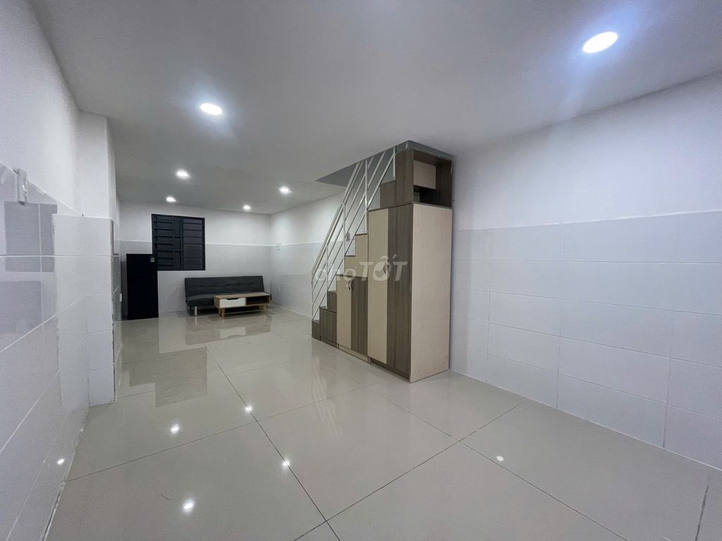 Rent two bedrooms -- a large living room -- where it's six-and-a-half cars away from the 700 M vhu.