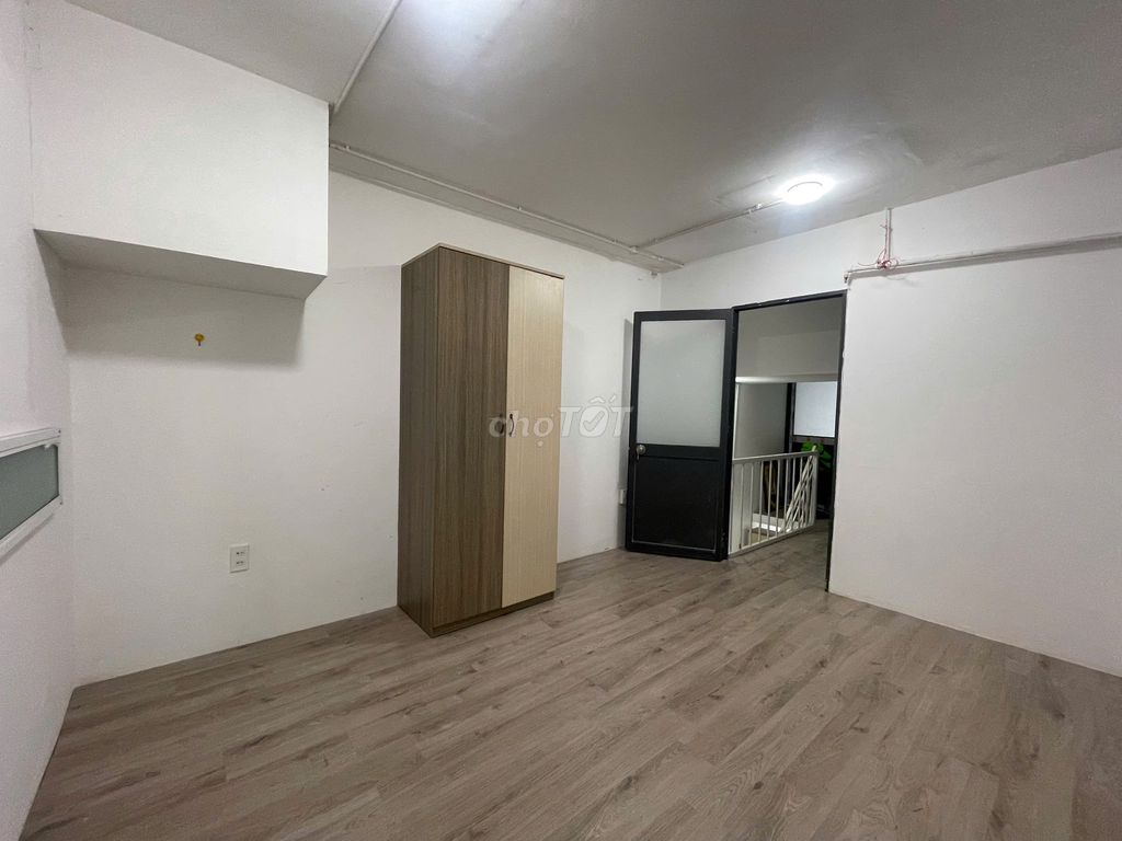 Rent two bedrooms -- a large living room -- where it's six-and-a-half cars away from the 700 M vhu.