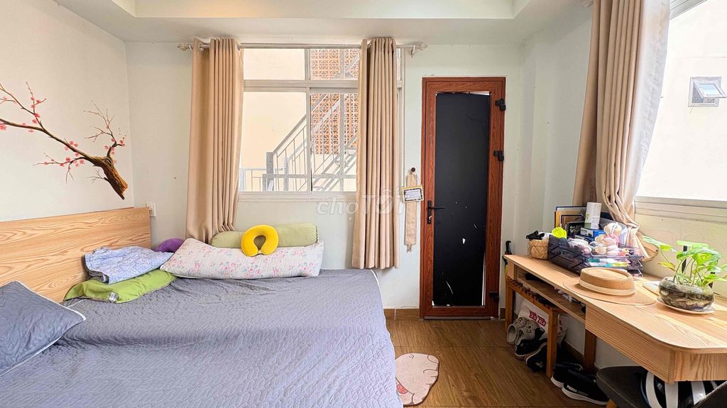 Rent the apartment. A balcony bedroom. 39 meters.