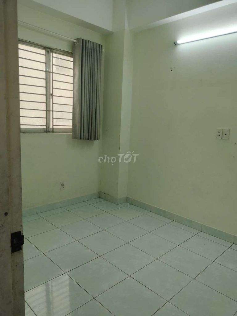 Let's turn the apartment into a long pool with air conditioning. innovation-Bình Tân