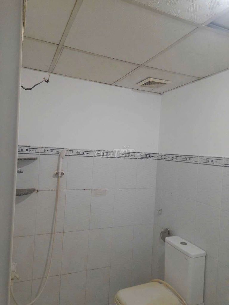 Let's turn the apartment into a long pool with air conditioning. innovation-Bình Tân