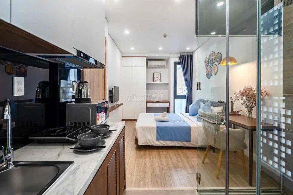 The Studio Fair splits the kitchen near Park 23 September 1.