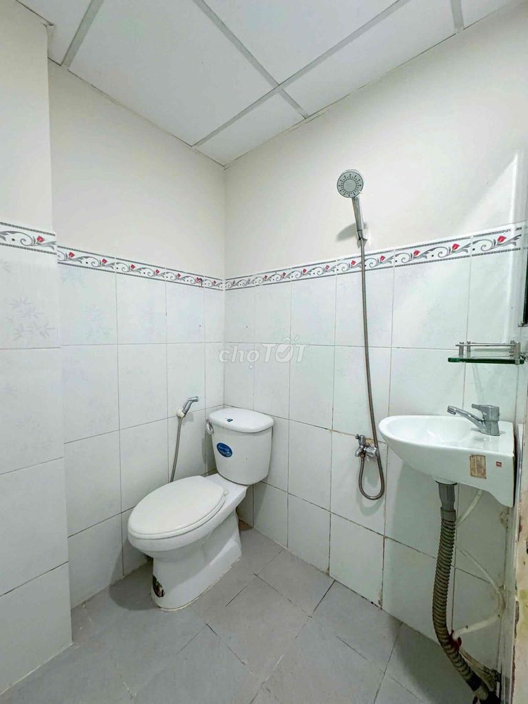 New building room - right at the Thủ Đức -- spkt-st-strike.