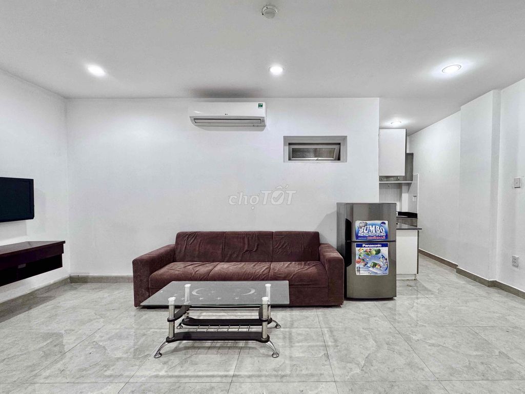The entire apartment is a one-room apartment - one living room in the Tân Bình garage
