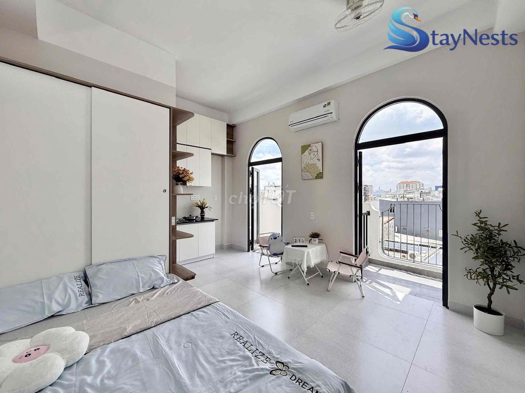 New service apartment 100% right at the Tân Phú center.