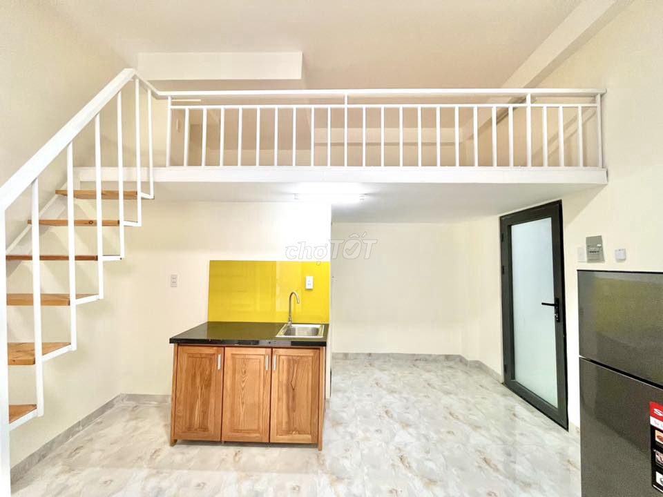 35 M2 open windows, full family furniture.