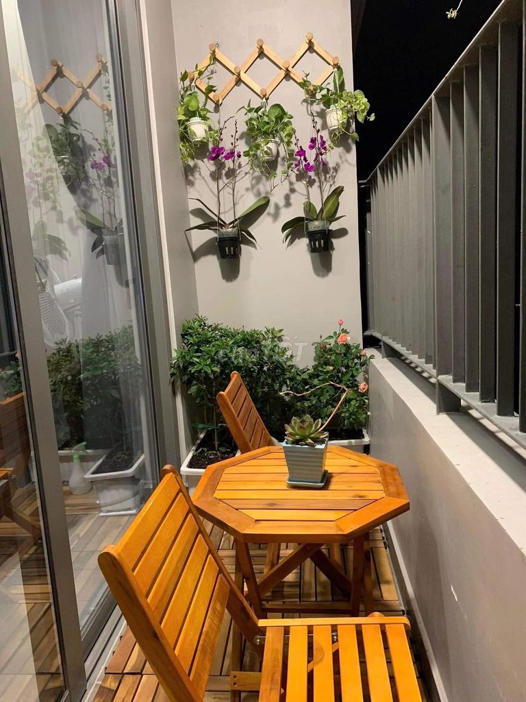 Need to rent Diamond Lotus apartment, three bedrooms, nice house.