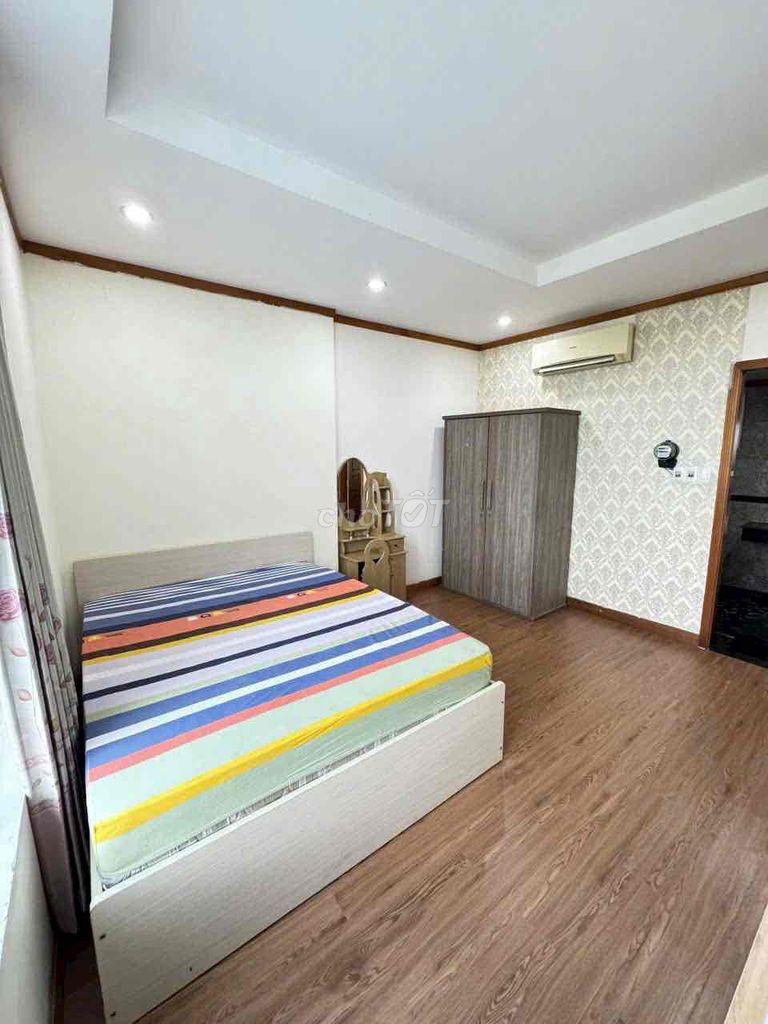 Phú Hoàng Anh Master Room Full toilet interior