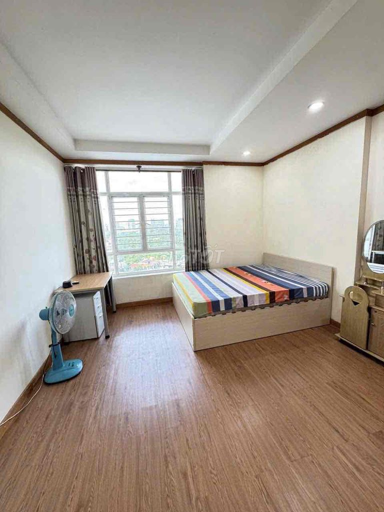 Phú Hoàng Anh Master Room Full toilet interior