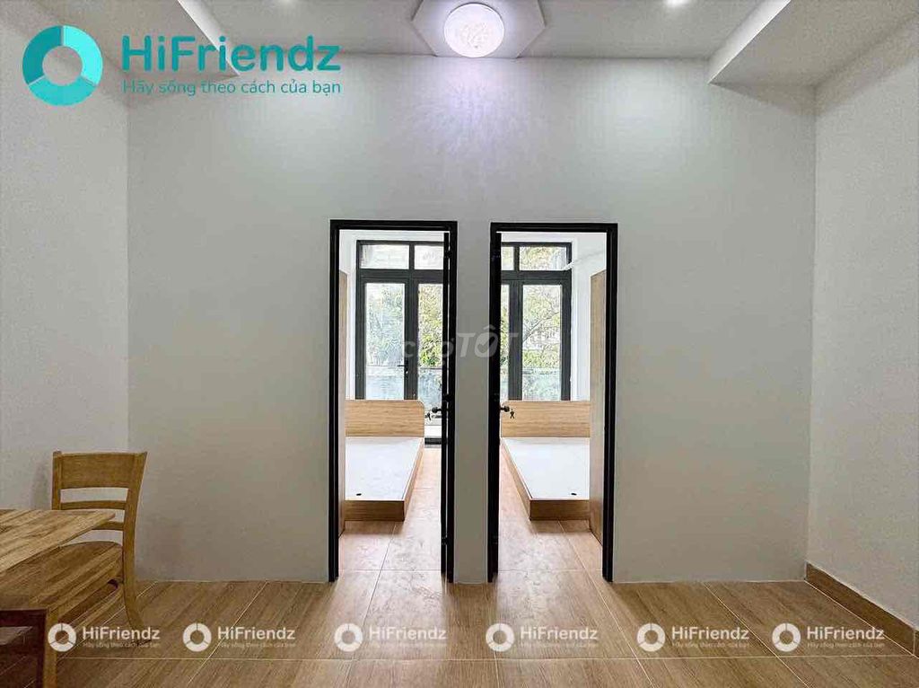 A two-room super cheap Bình Thạnh walk-in-the-mill.
