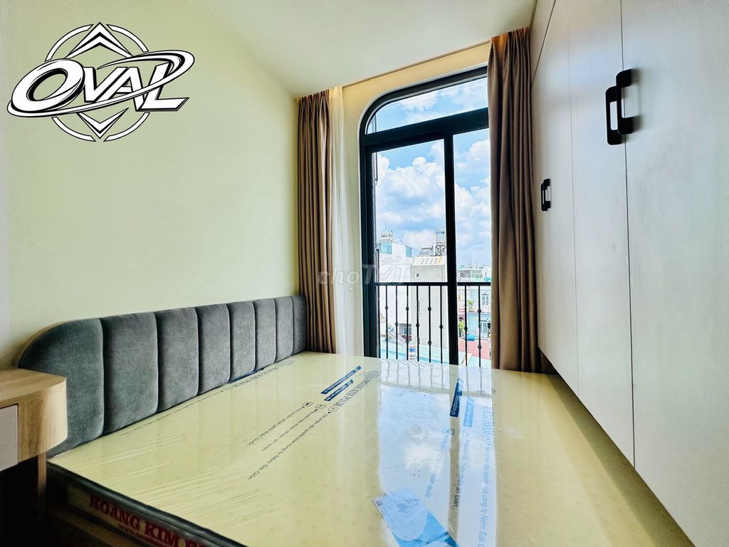 The new balcony apartment is 100%-full furniture right here on payroll.