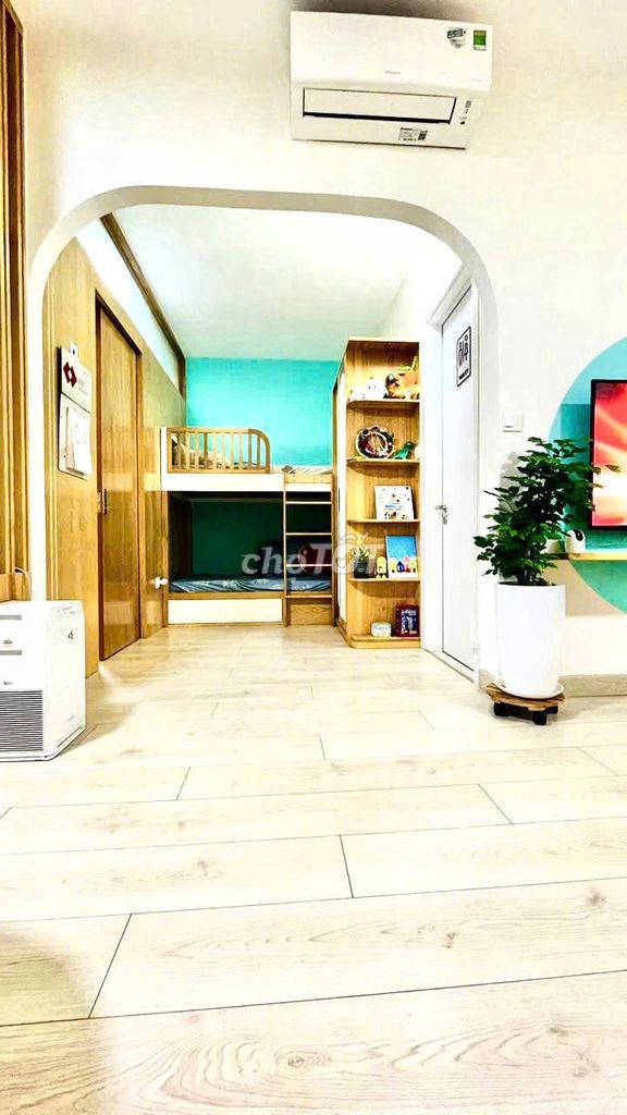 Rent the apartment. A Vista Verde 64m2 room full of utility.