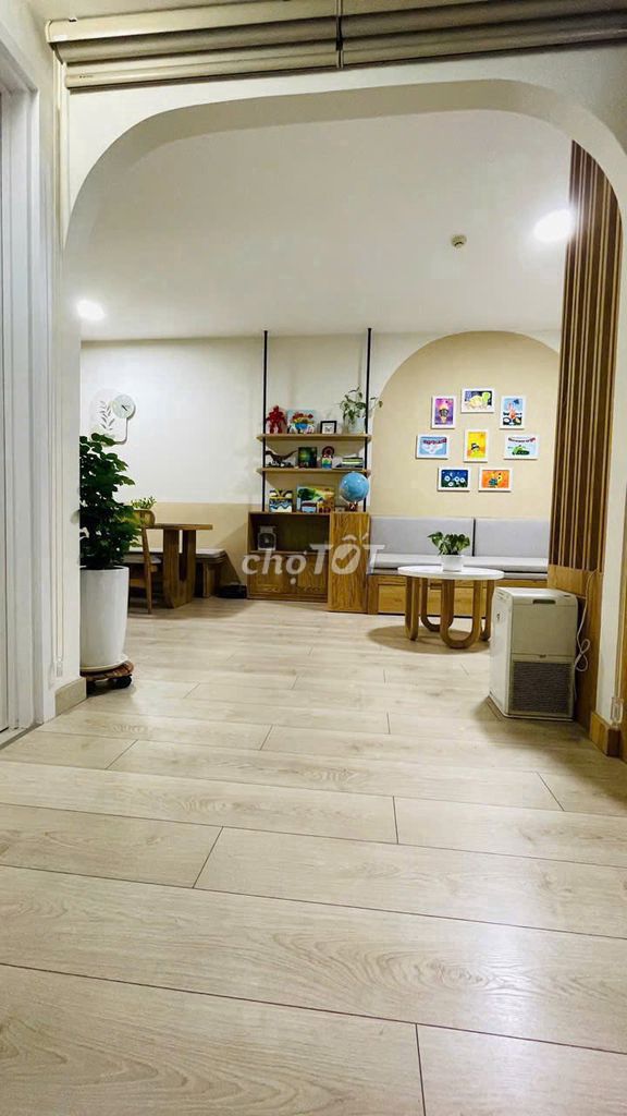 Rent the apartment. A Vista Verde 64m2 room full of utility.