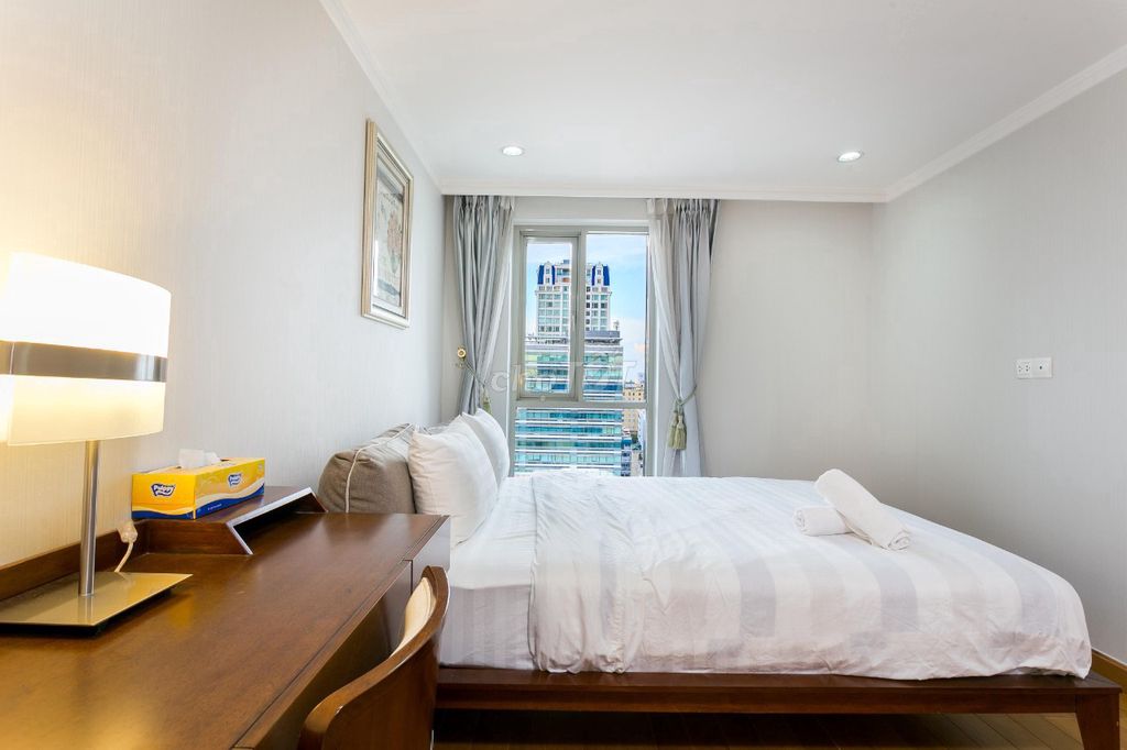 Rent Penthose College Pavilion - 100 meters2, 3 bedrooms cost 40 million a month