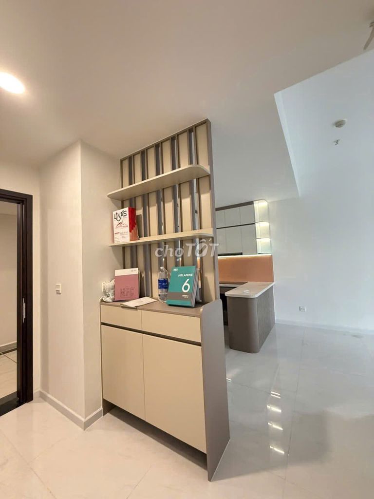 Rent Victoria Village-3-3 of 12 million bedrooms.