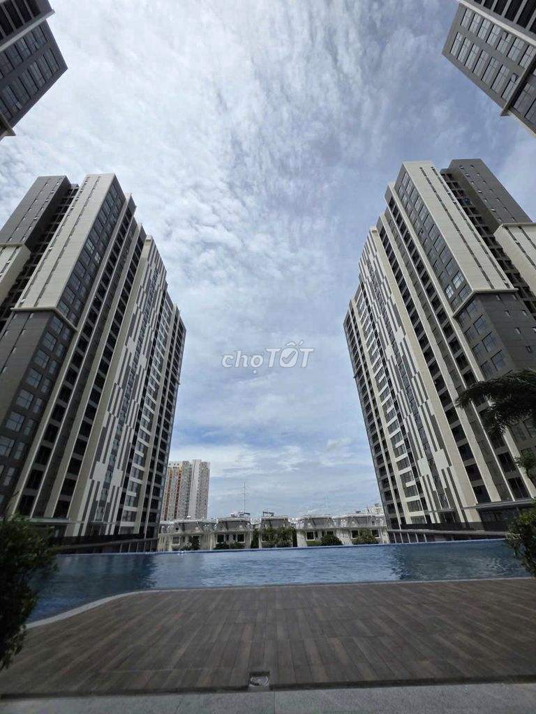 Rent Victoria Village-3-3 of 12 million bedrooms.