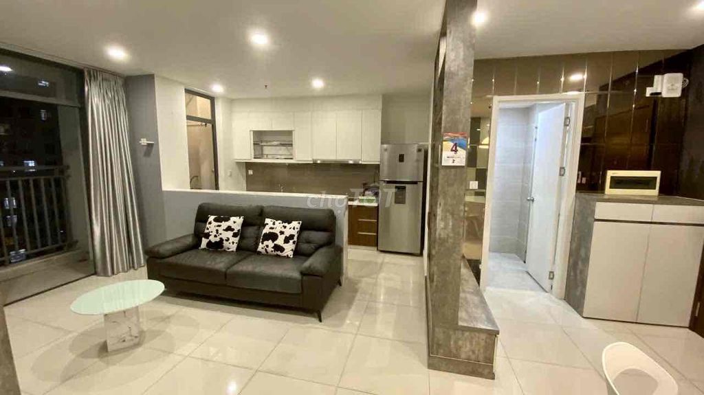Central Premium is 78 M2 basic interior complete view of District 1