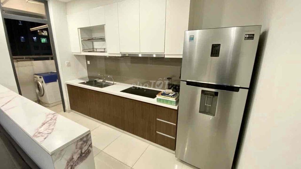 Central Premium is 78 M2 basic interior complete view of District 1