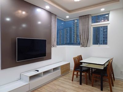 Rent the City Gate Towers apartment, 3 bedrooms, 2 toilets, high-end furniture.