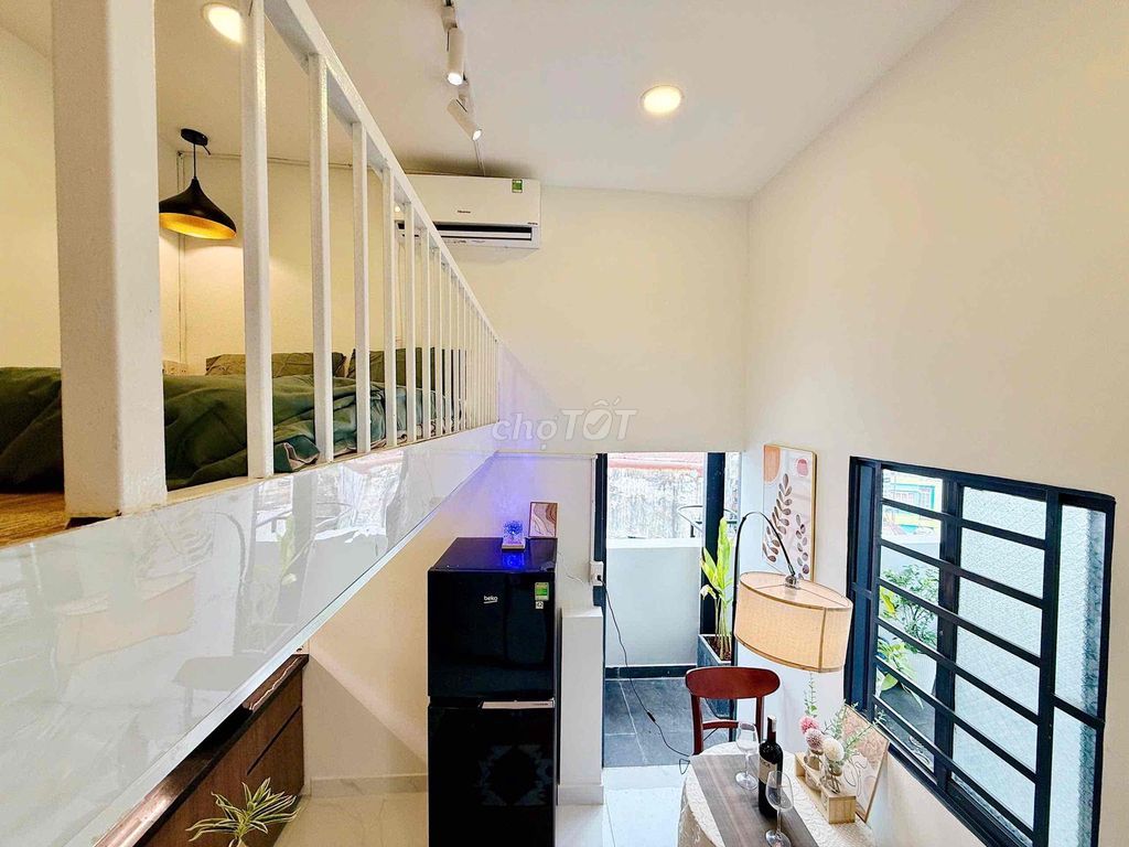 Duprix balcony is located right in Etown-Dang for nui pett