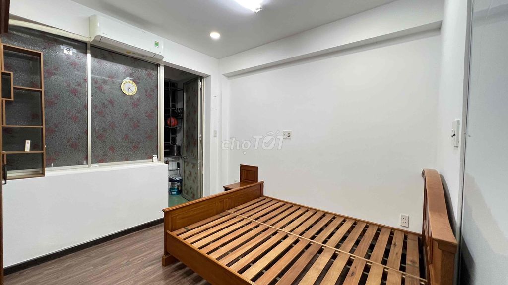 Rent the apartment at 55 meters. Two bedrooms.