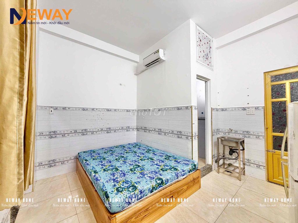 Rent Studio of the Seven House Service near the Four Four Fourths.