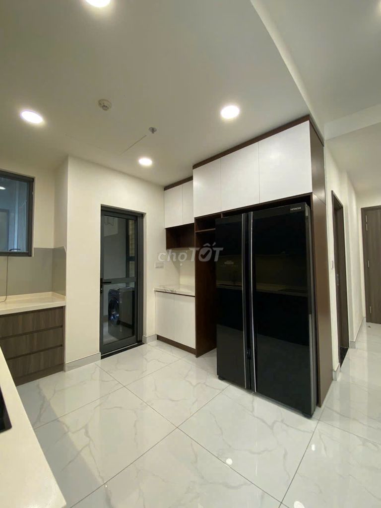 High Centery Bridge, 120 m2 3 bedroom plus 3 toilets, Full interior, deal price
