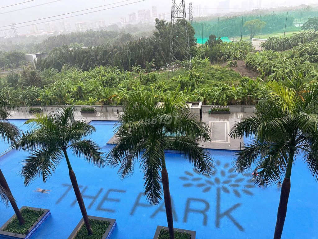 Rent The Park Residence, 3 bedrooms 2 3 million toilets