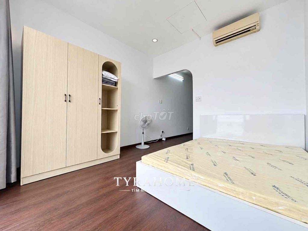 apartment one new furniture bedroom 100% Huỳnh Văn Bánh, Phú Nhuận