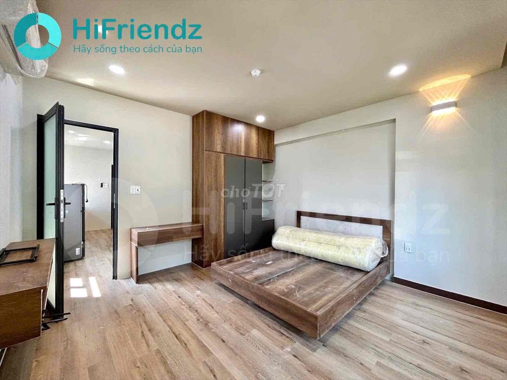 Rent the apartment. One bedroom, separate kitchen.