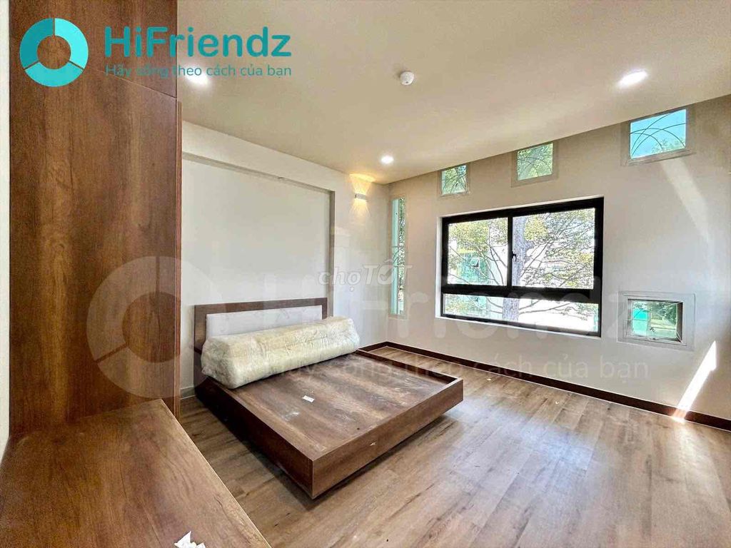 Rent the apartment. One bedroom, separate kitchen.