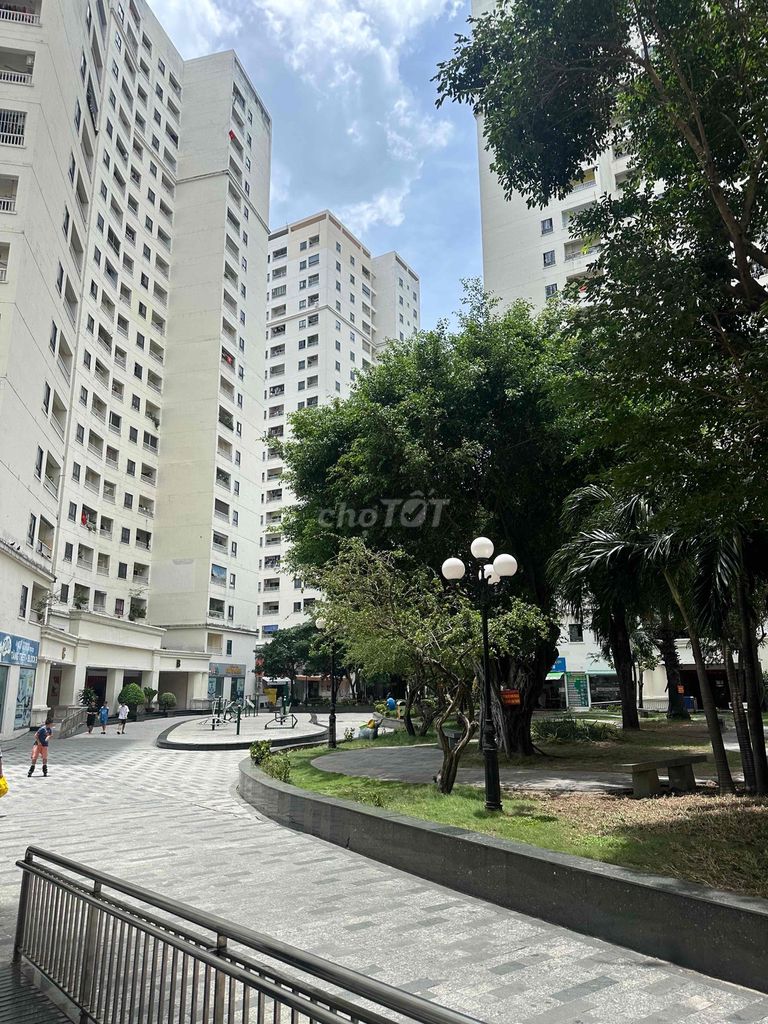 Rent over Tecco, 81 meters, 3 bedrooms, 2 toilets, Full Seven.