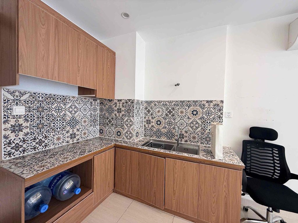Two bedrooms plus cheap.