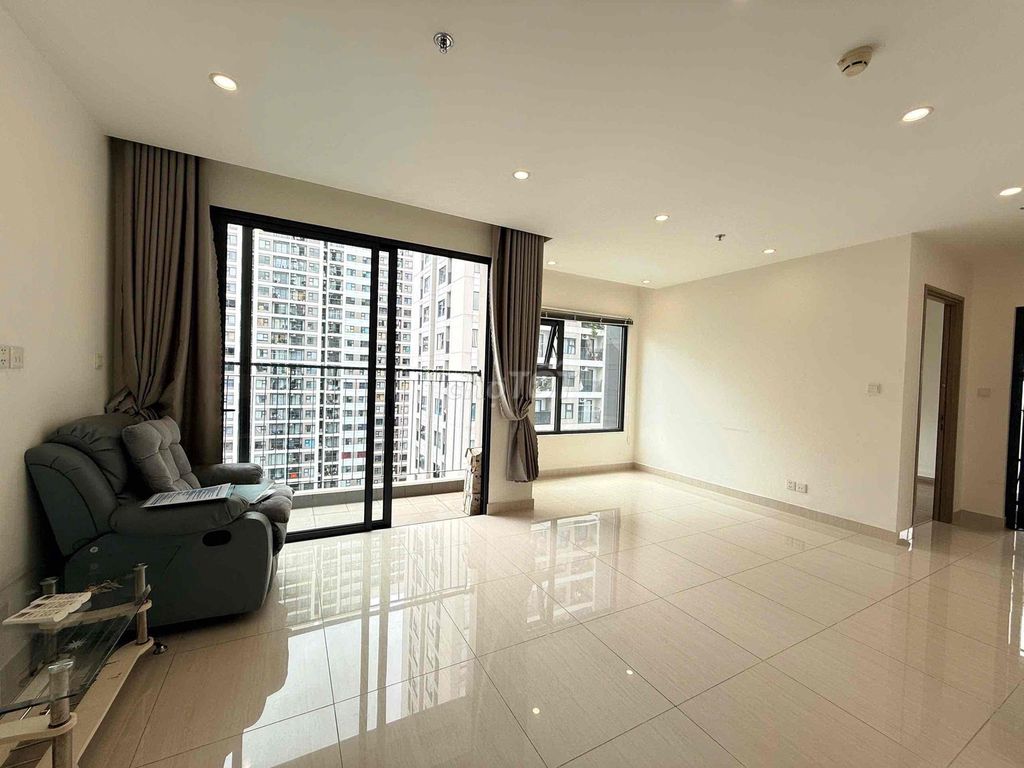 Two bedrooms plus cheap.