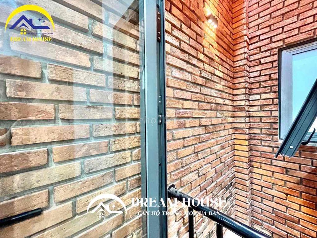 A free window bedroom - dv near the new pan