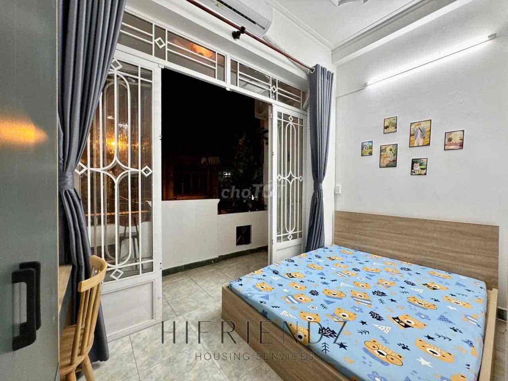 The 1st Chamber of Sleeps has its own washing balcony right here in the CVK Sen.