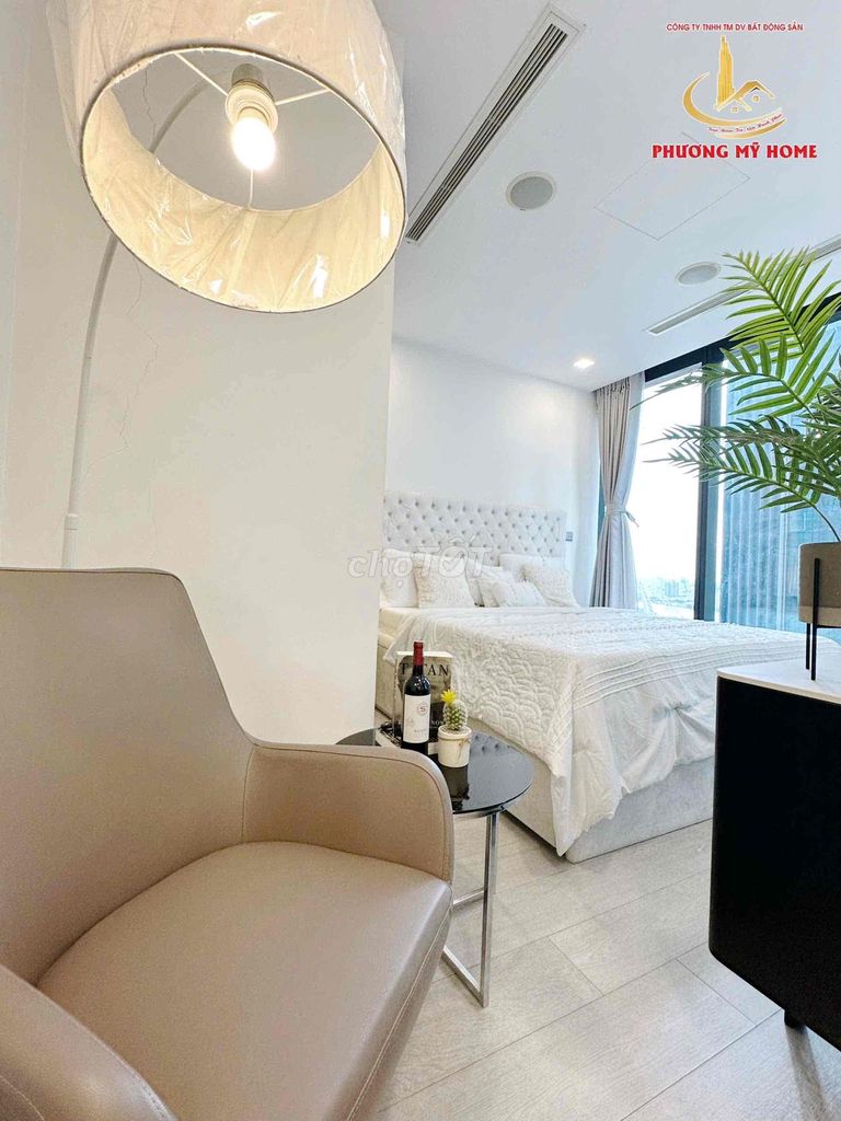 Two golden bedroom 70 M2 full interior - a view of the bittoco river - 33 million a month