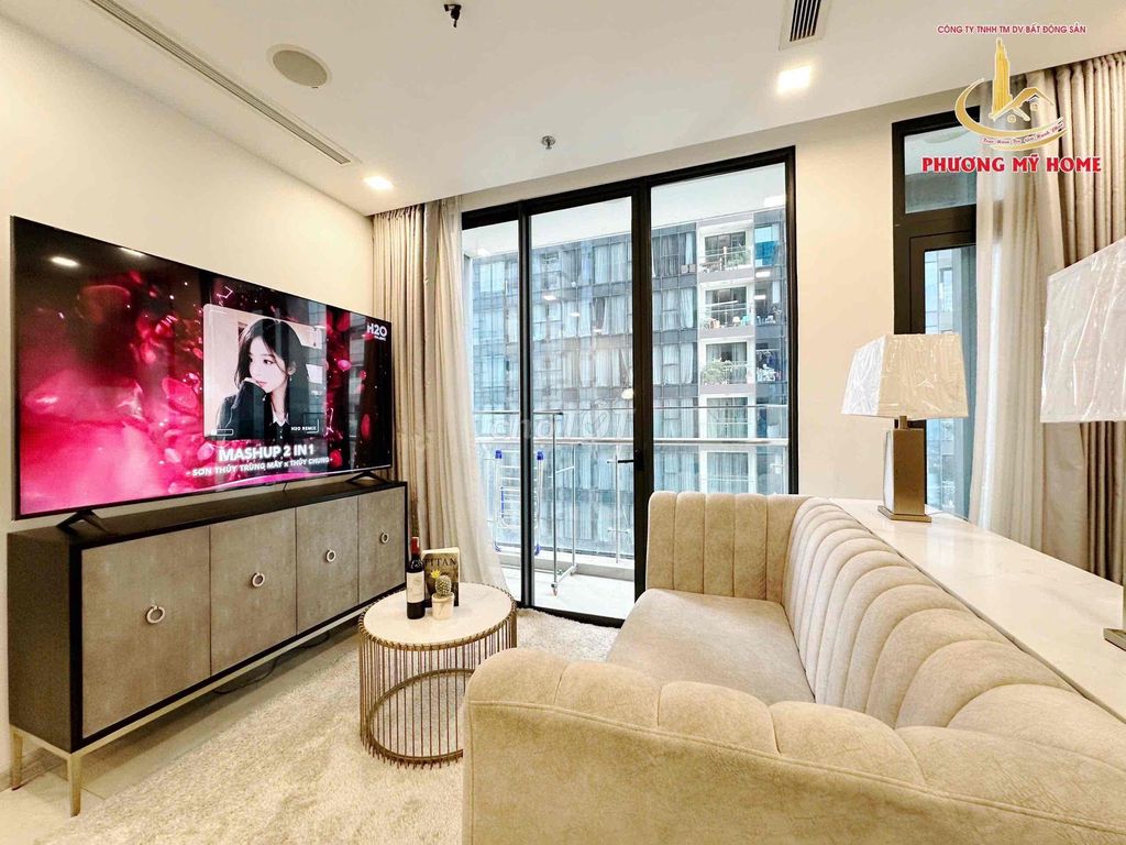 Two golden bedroom 70 M2 full interior - a view of the bittoco river - 33 million a month
