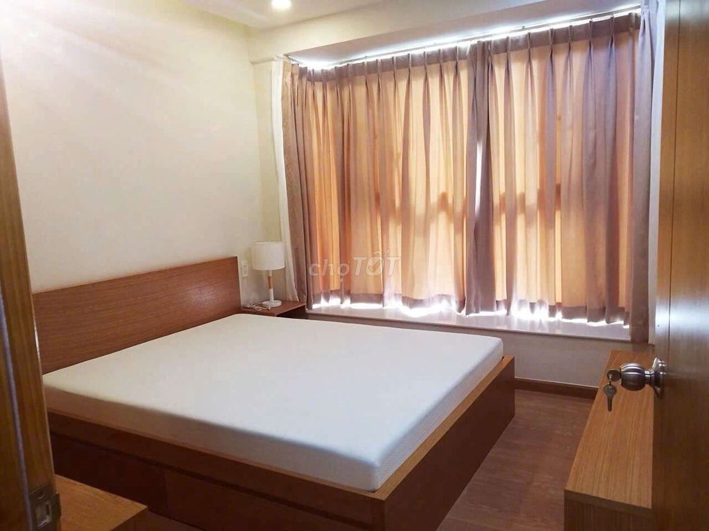 Rent apartment Scenic Valley 1, United States fee, 81 meters, two bedrooms, two toilets.