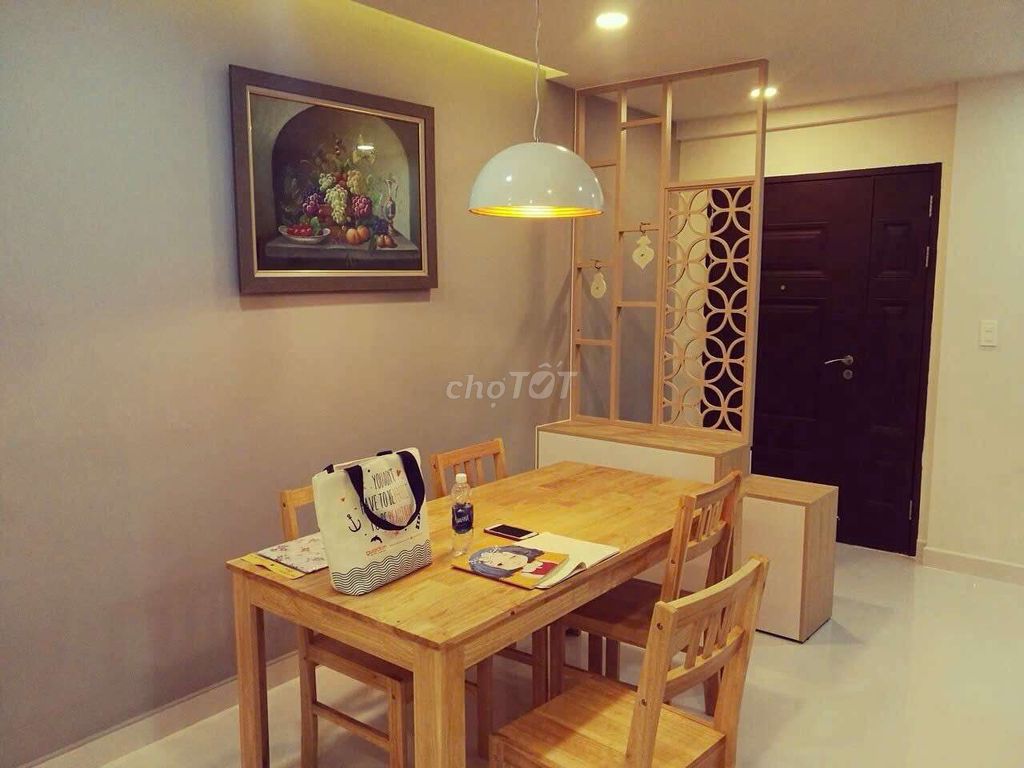 Rent apartment Scenic Valley 1, United States fee, 81 meters, two bedrooms, two toilets.