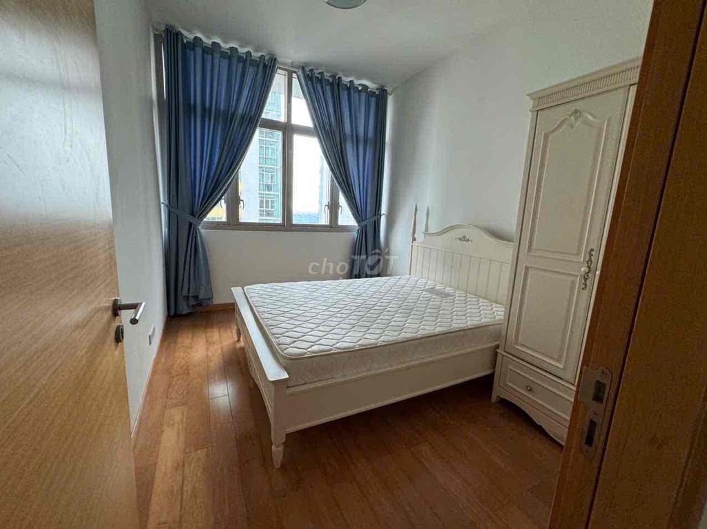 Rent The Vista An Phú, full interior, Miss Snow
