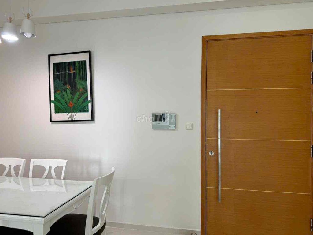 Rent The Vista An Phú, full interior, Miss Snow