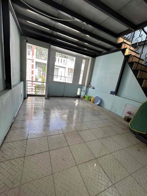 Rent an alleyway 230 Mã Lò, Zqz County, 4.3 x12 meters, 3 stories, 3 bedrooms.