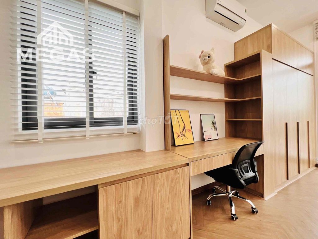 The vippro studio apartment will be cool and comfortable for your guests.