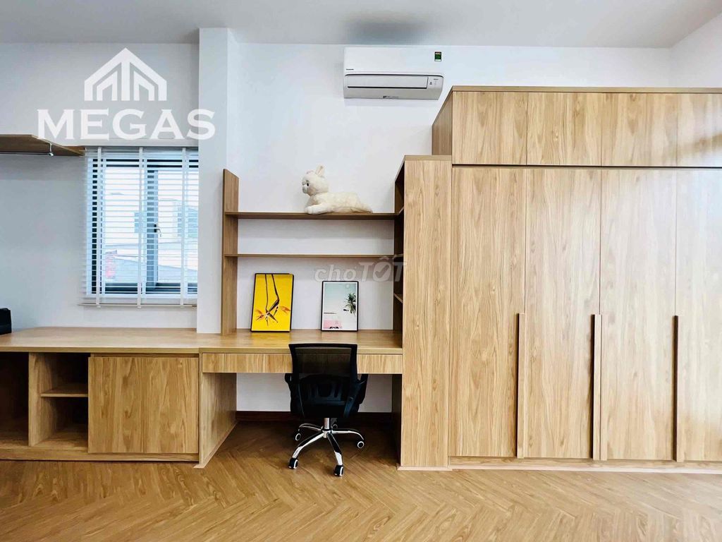 The vippro studio apartment will be cool and comfortable for your guests.