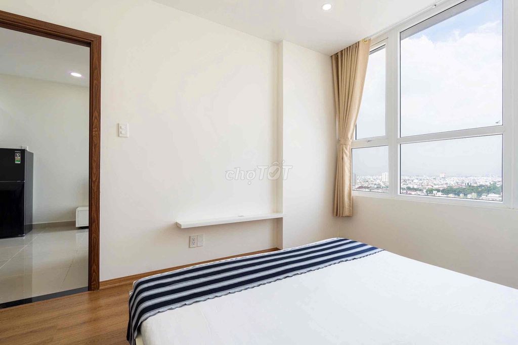 Get the Guardian from two bedrooms. Three bedrooms.